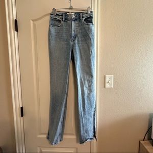 Abercrombie 90s Straight Ultra High Rise Jeans